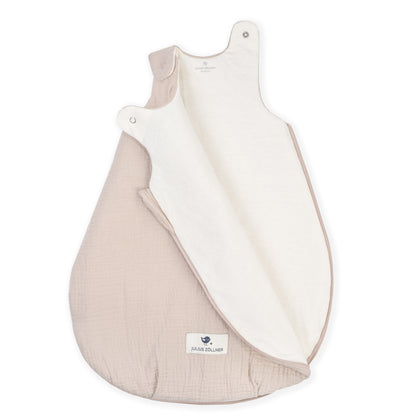 Atmungsaktiver Babyschlafsack in Beige mit weichem Innenfutter für ruhige Nächte